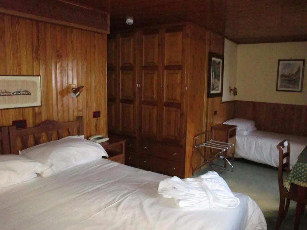Hotel Castor Champoluc Exteriér fotografie